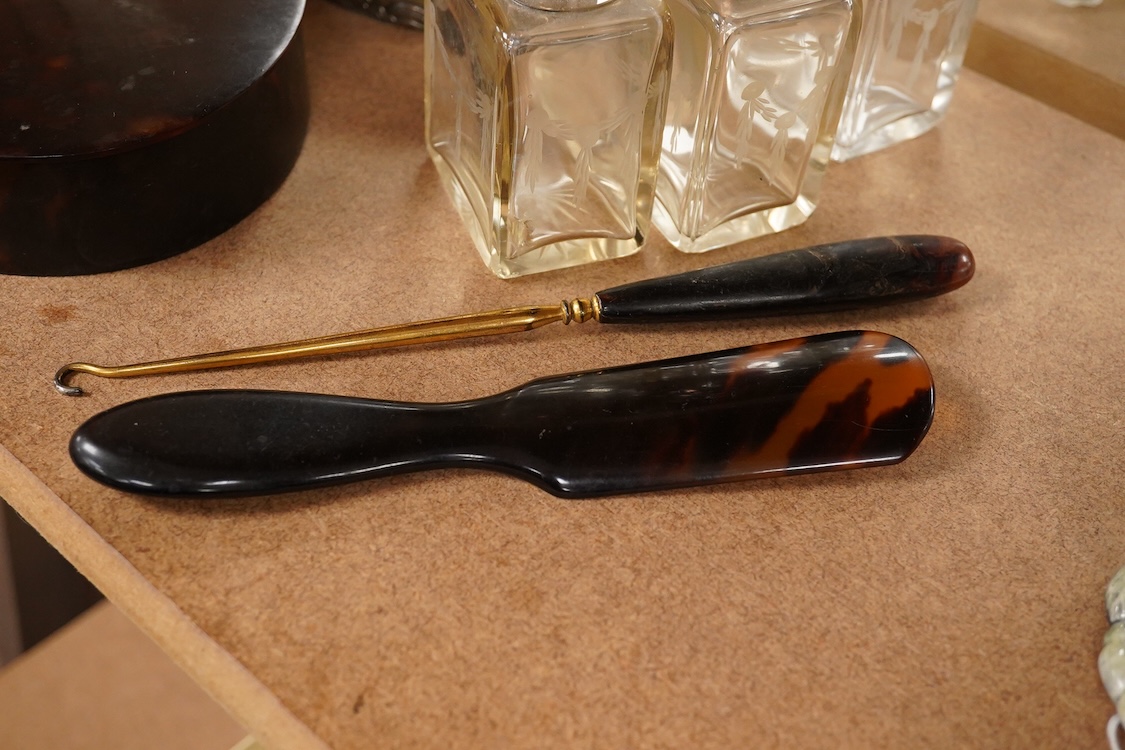 An Edwardian tortoiseshell jewellery box, a pair of gilt metal lorgnettes, a pair of half hoop gold earrings and pearl earrings, three jars etc